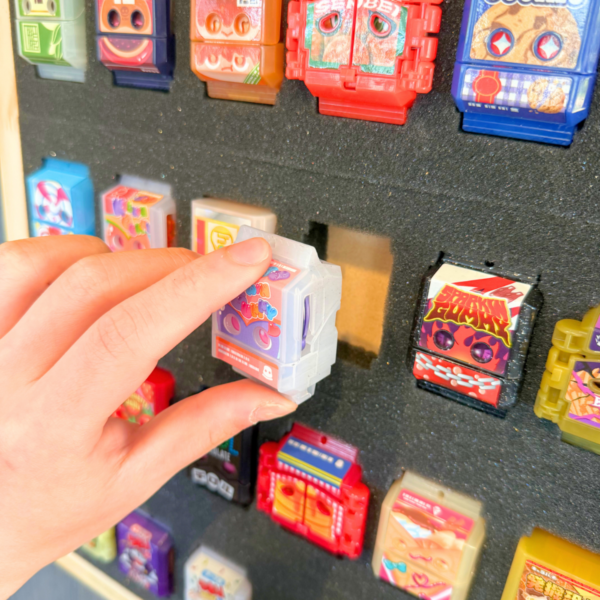 ゴチゾウケース販売決定！ゴチゾウを収納できる専用木製コレクションケース！特撮ボックスで限定販売！仮面ライダーガヴに登場するゴチゾウ専用設計。